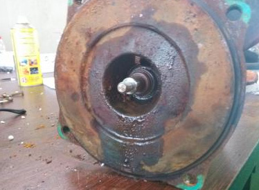 循環(huán)水泵泄露圖片 循環(huán)水泵泄露圖片