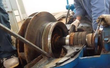 水泵打水時有響聲什么原因？